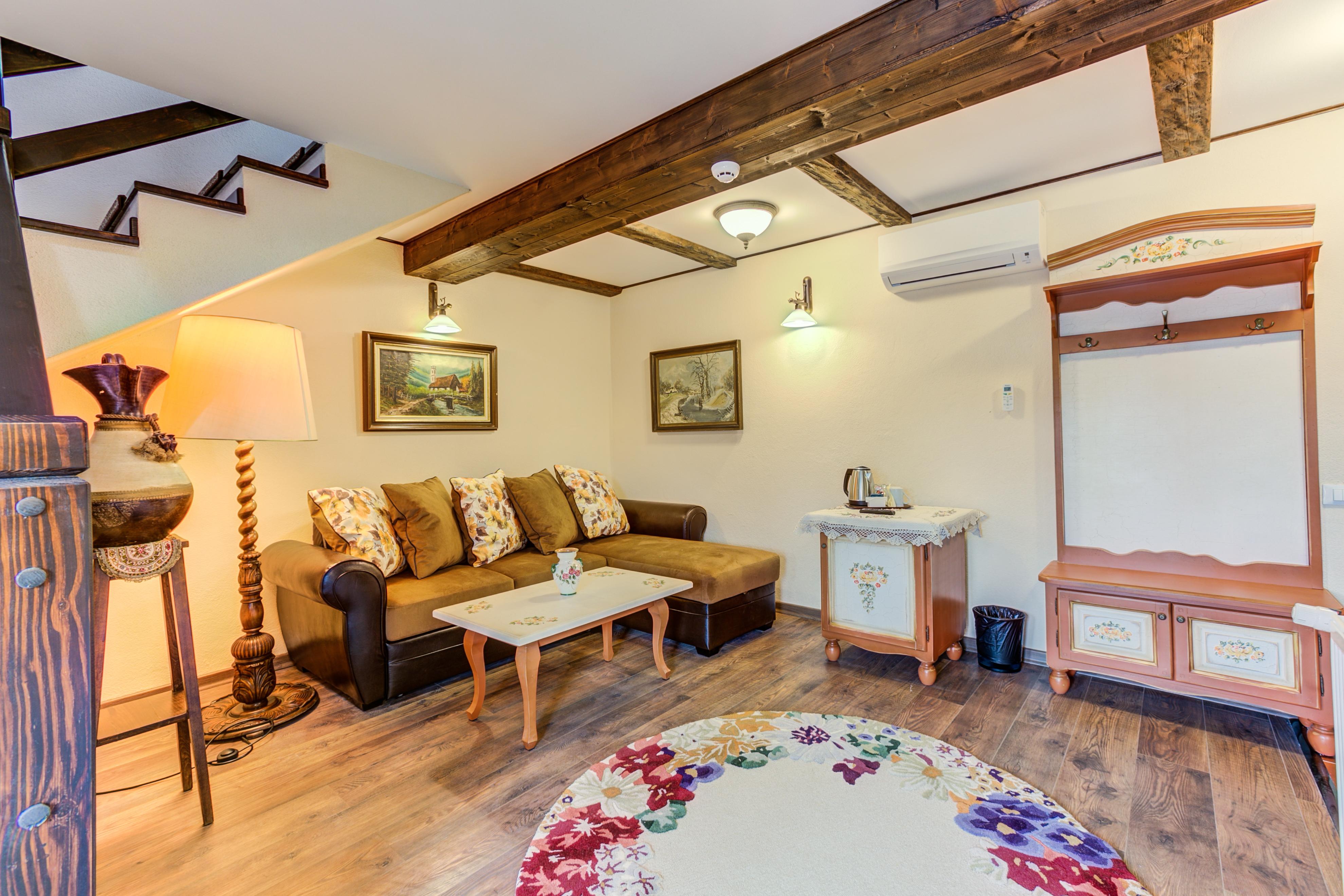 Conacul Ambient Cristian (Brasov)